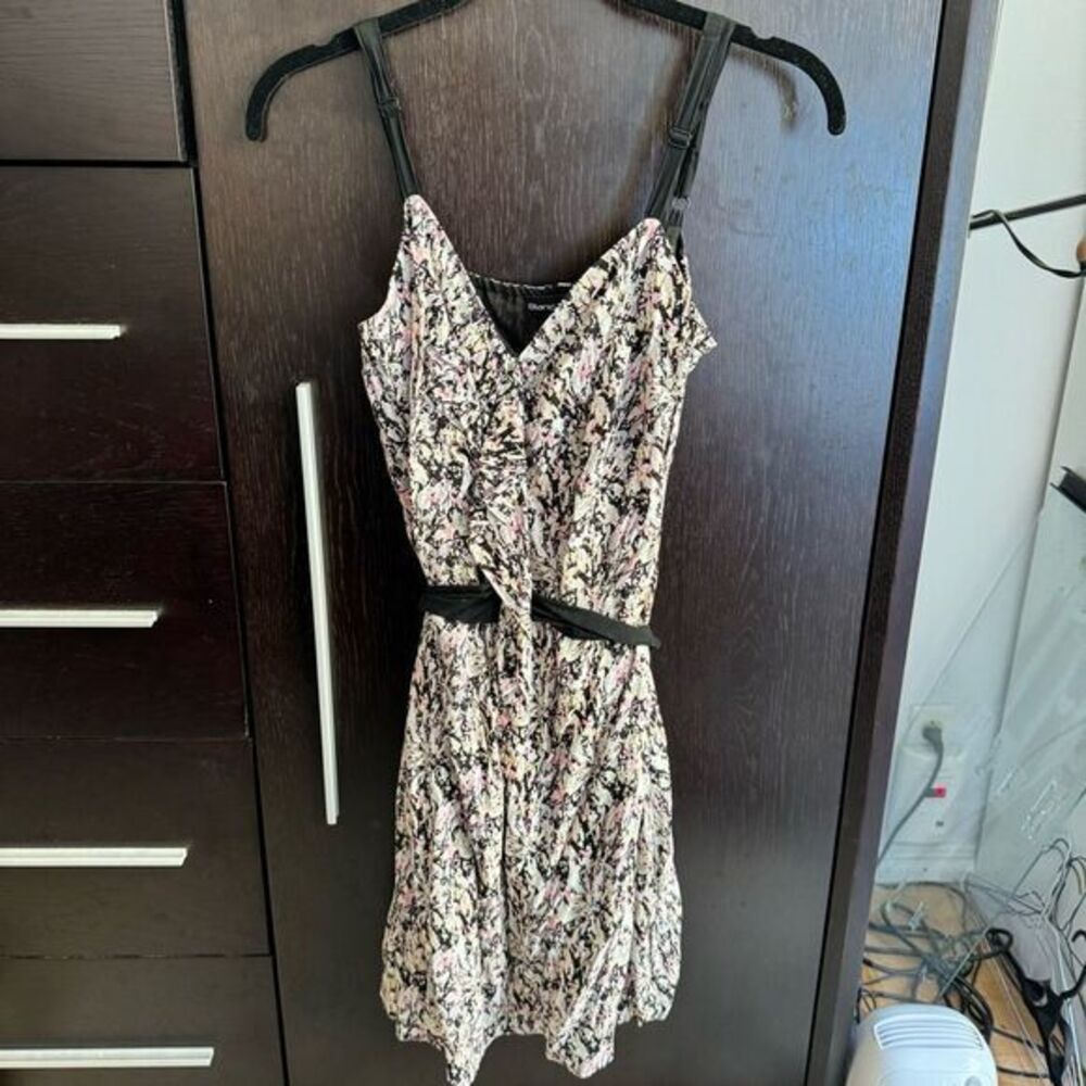 Blanc Noir Sleeveless Front Ruffle Splatter Dress, Size L